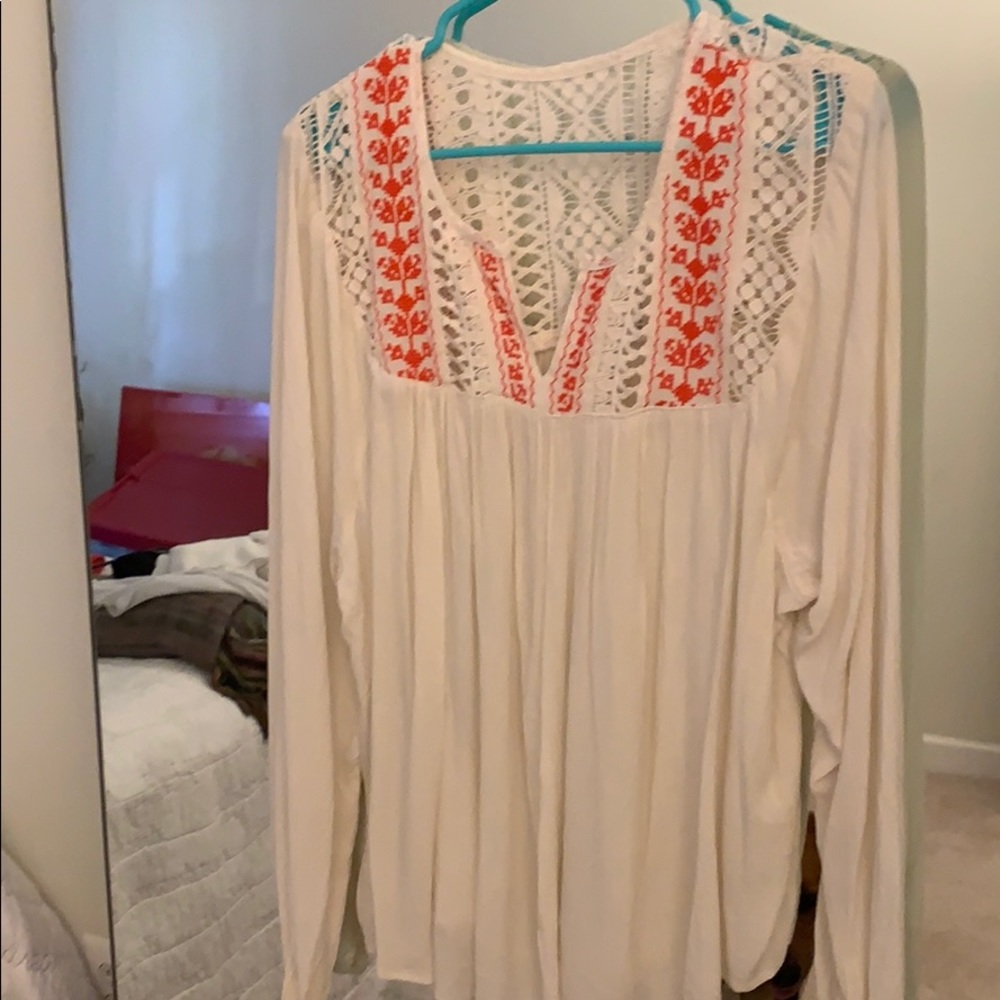 Nice, light, and flows blouse